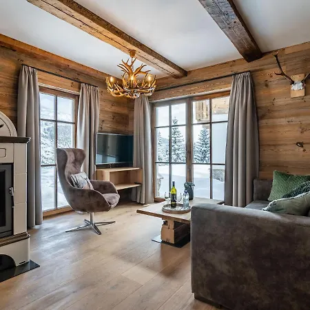 Luxurious Chalet In Katschberghãhe With Balcony Katschberghöhe