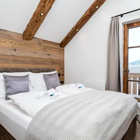 Chalet Luxurious Chalet In Katschberghãhe With Balcony *