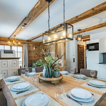 Chalet Luxurious Chalet In Katschberghãhe With Balcony *