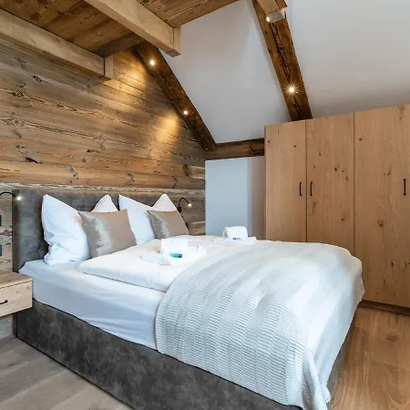 Luxurious Chalet In Katschberghãhe With Balcony *